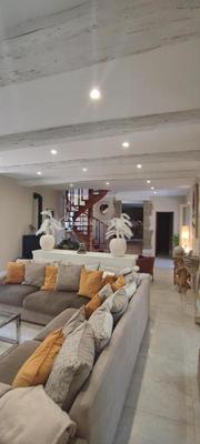 Maison en pierre - 180 m² - 7 pièces