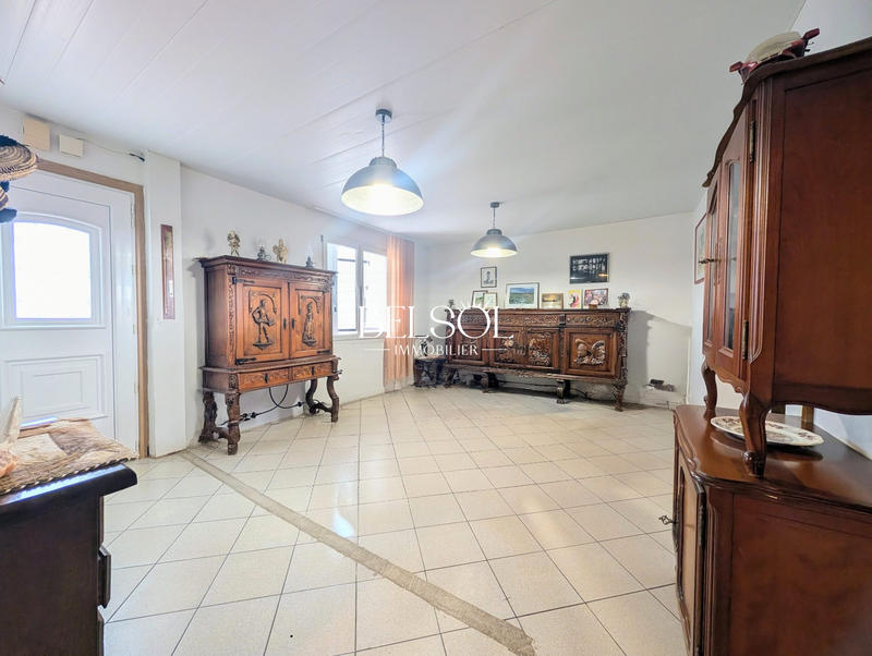 Maison - 130 m² - 7 pièces