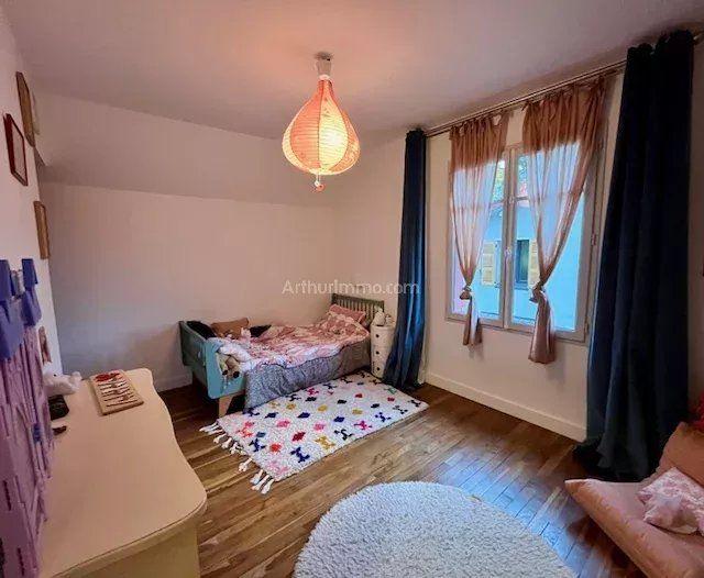 Maison - 108 m² - 5 pièces