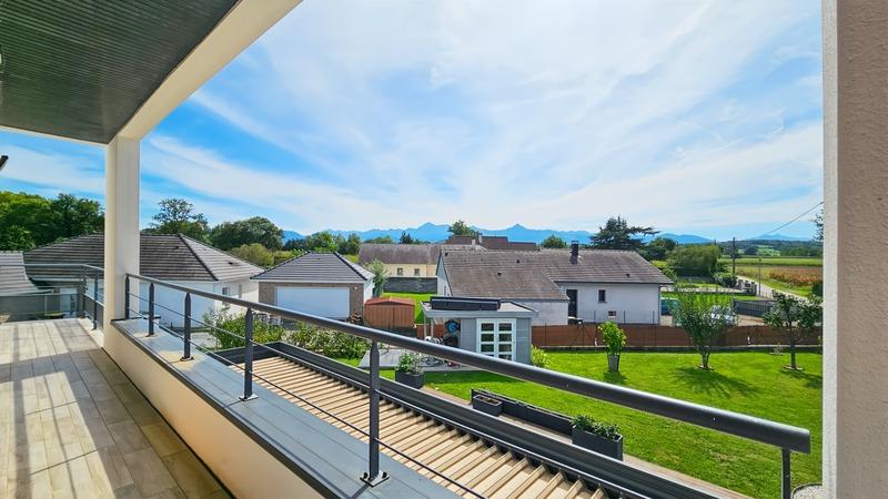 Maison - 161 m² - 6 pièces