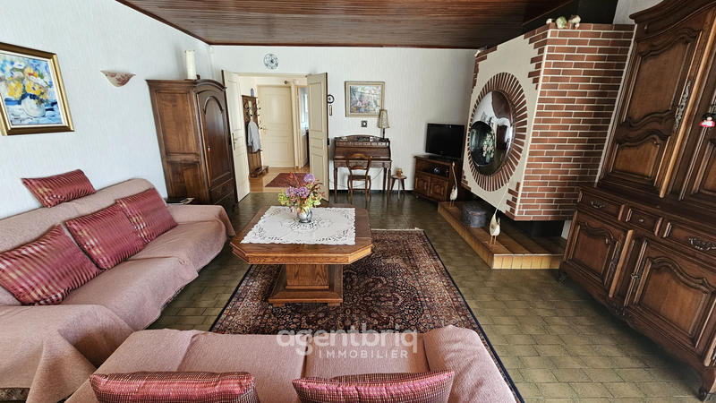 Maison - 172 m² - 9 pièces