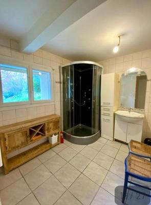 Maison - 120 m² - 3 pièces