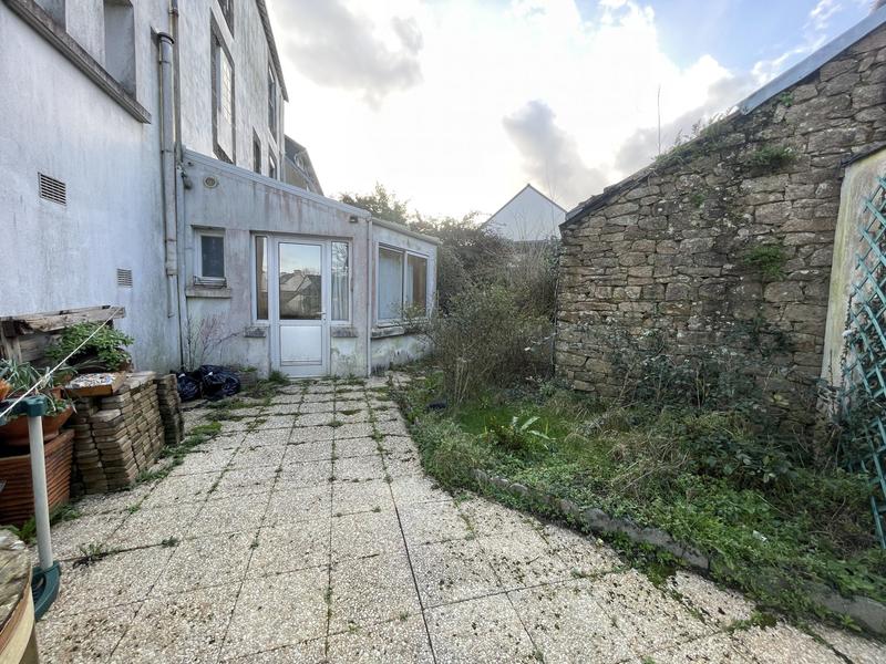 Maison - 217 m² - 8 pièces