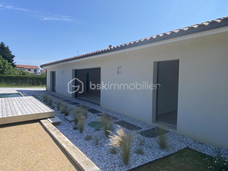 Maison - 146 m² - 5 pièces