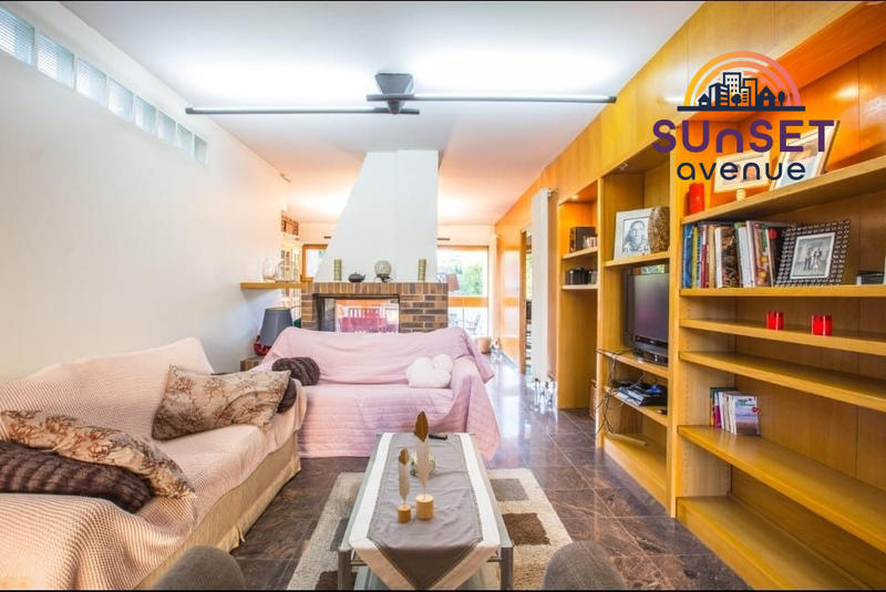 Maison contemporaine - 137 m² - 7 pièces