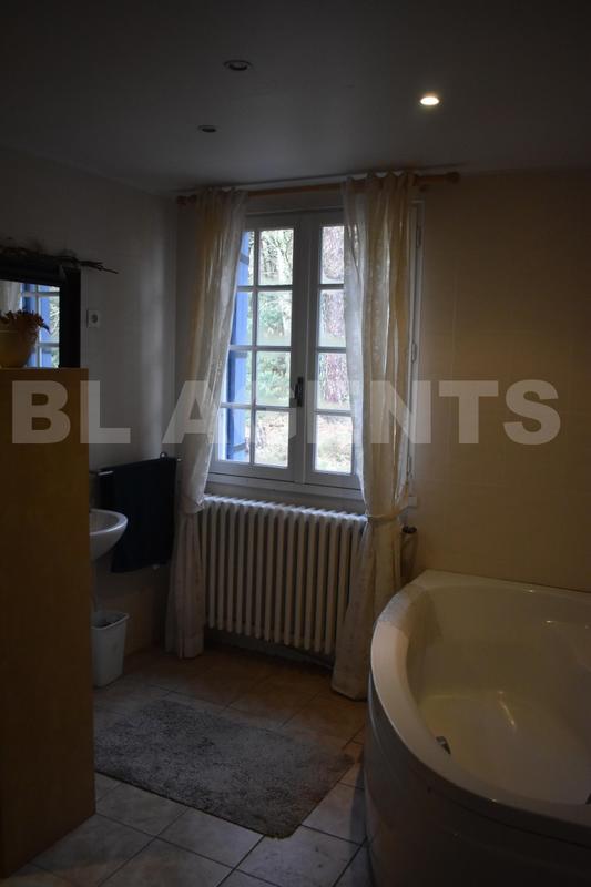 Maison traditionnelle - 130 m² - 7 pièces