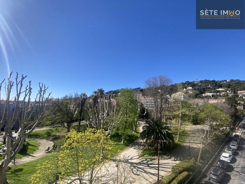 Appartement - 99 m² - 3 pièces