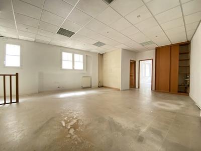 Bureau - 167 m² - 6 pièces