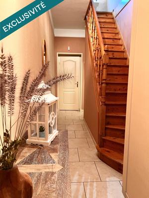 Maison - 95 m² - 5 pièces