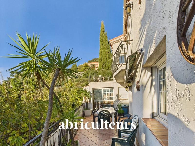 Maison - 173 m² - 7 pièces