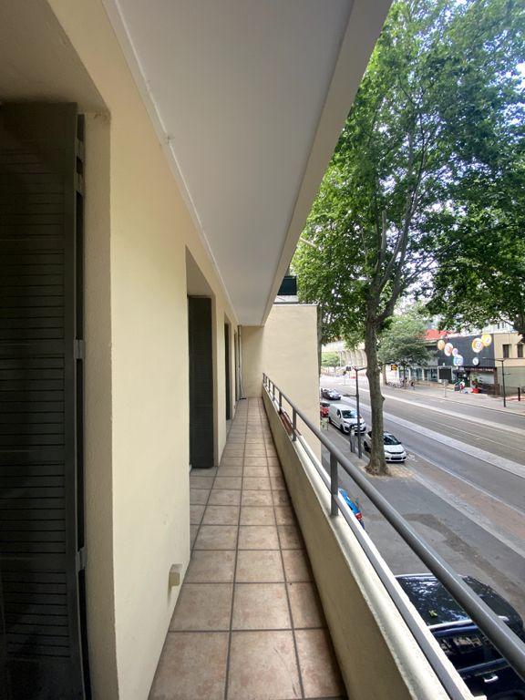 Appartement - 122 m² - 5 pièces