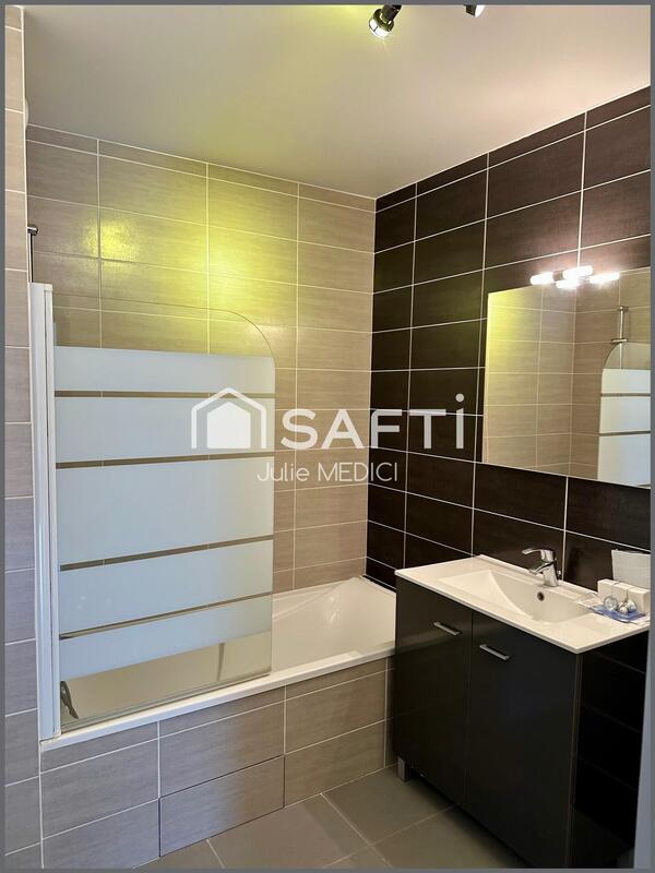 Appartement - 93 m² - 4 pièces