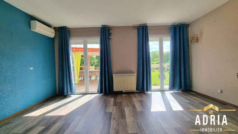 Maison - 150 m² - 8 pièces