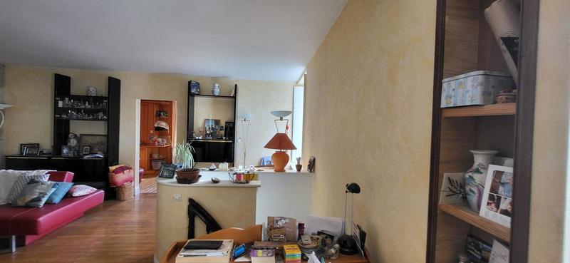 Maison - 221 m² - 6 pièces