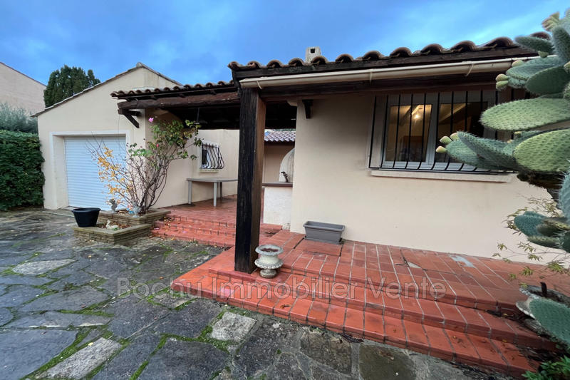 Villa - 100 m² - 5 pièces