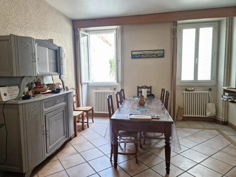 Appartement - 196 m² - 8 pièces