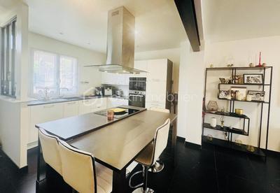 Maison - 133 m² - 3 pièces