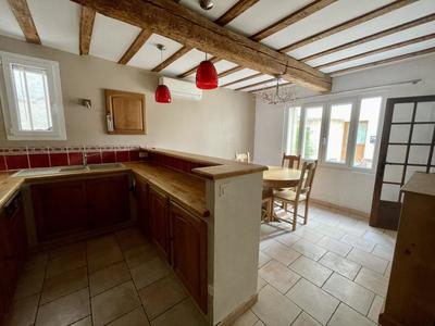 Maison traditionnelle - 84 m² - 4 pièces