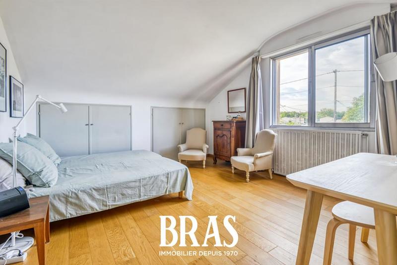 Maison - 148 m² - 8 pièces