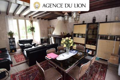 Maison - 95 m² - 5 pièces