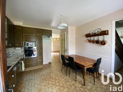 Maison - 274 m² - 7 pièces