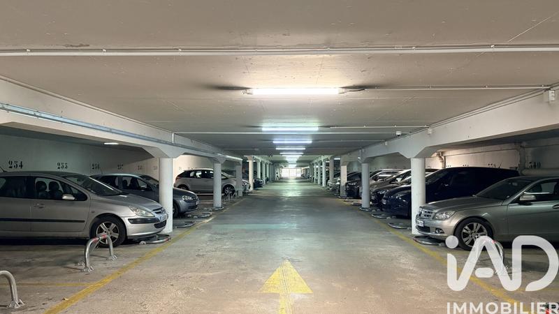 Parking - 11 m²