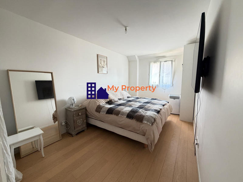 Maison - 90 m² - 5 pièces