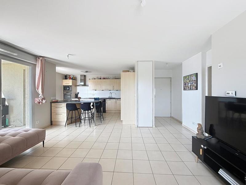 Appartement - 80 m² - 4 pièces