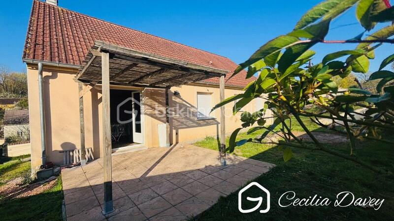 Maison de village - 120 m² - 6 pièces