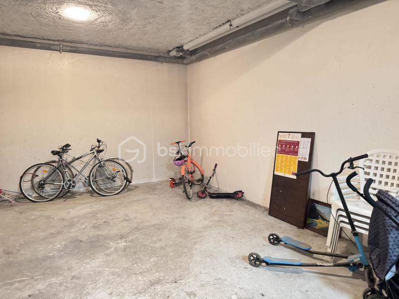 Appartement - 75 m² - 3 pièces