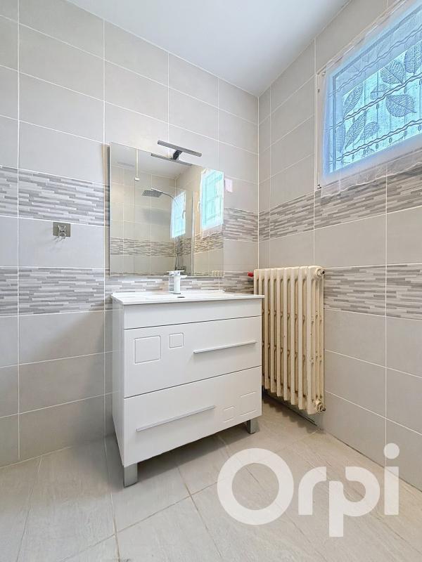 Maison de ville - 105 m² - 4 pièces