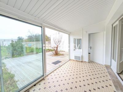 Appartement - 96 m² - 4 pièces