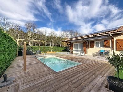 Maison - 134 m² - 5 pièces