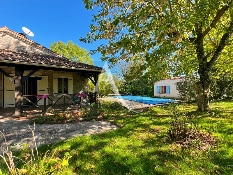 Maison - 147 m² - 8 pièces