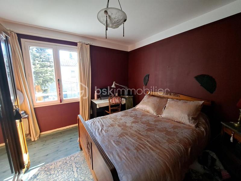 Maison - 99 m² - 5 pièces