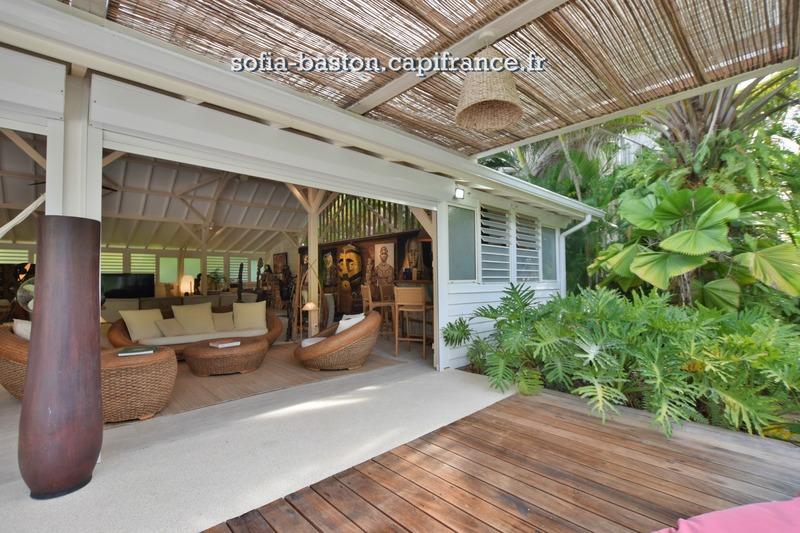 Maison - 345 m² - 5 pièces