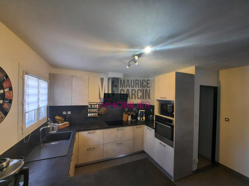 Maison - 109 m² - 5 pièces