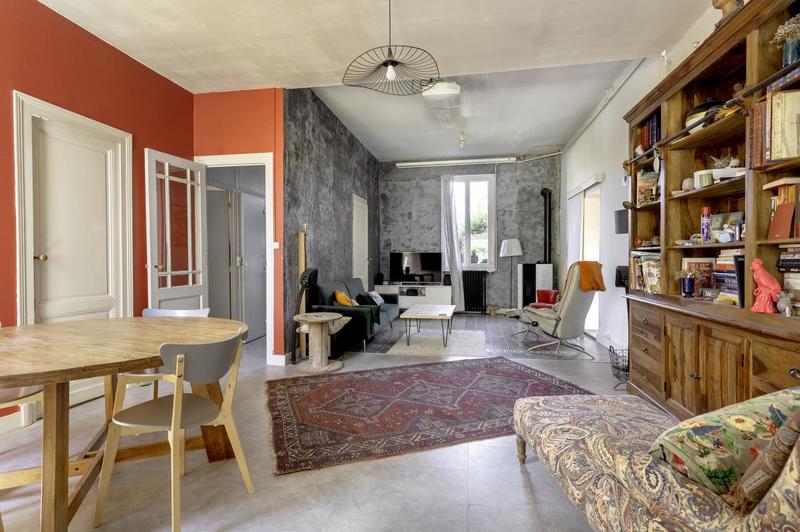 Maison - 137 m² - 6 pièces