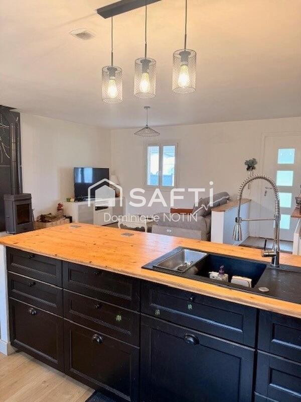 Maison - 81 m² - 4 pièces