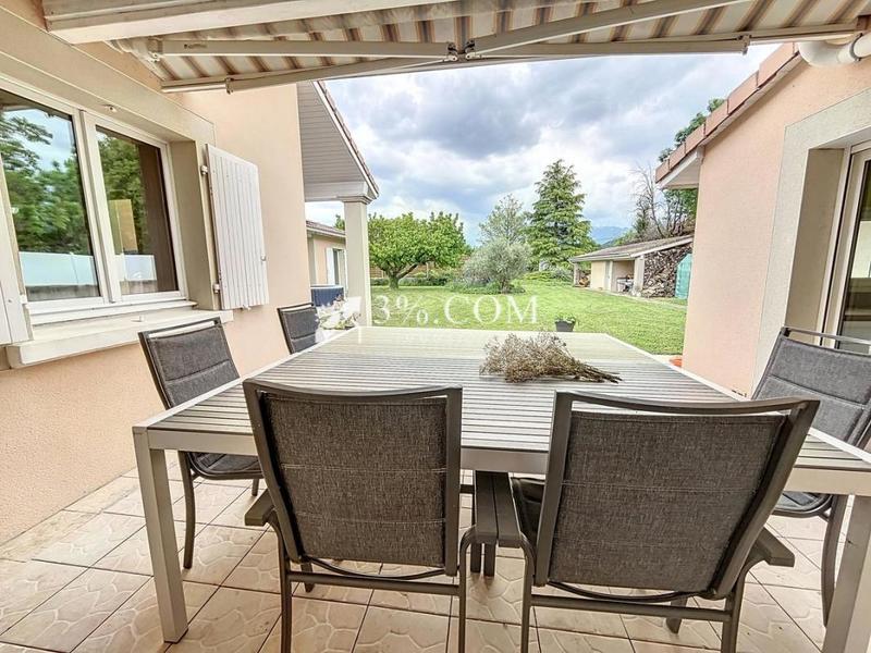 Maison - 268 m² - 11 pièces