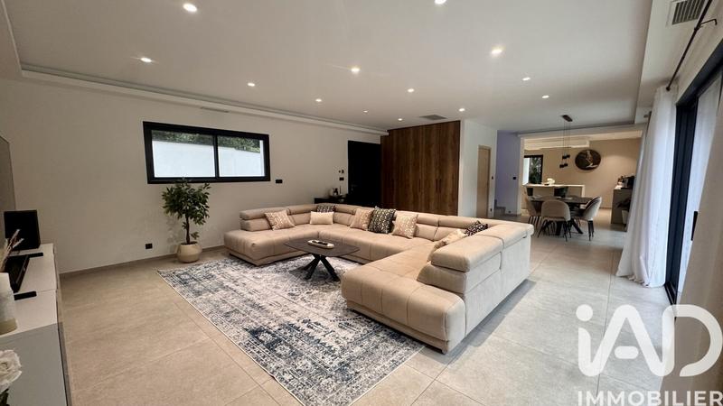 Maison de maîtres - 187 m² - 7 pièces