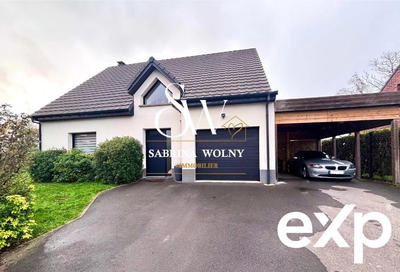 Maison traditionnelle - 140 m² - 6 pièces