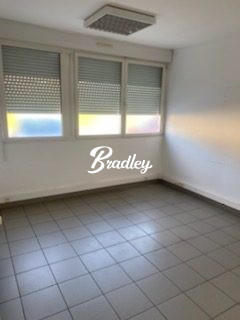Bureau - 228 m²