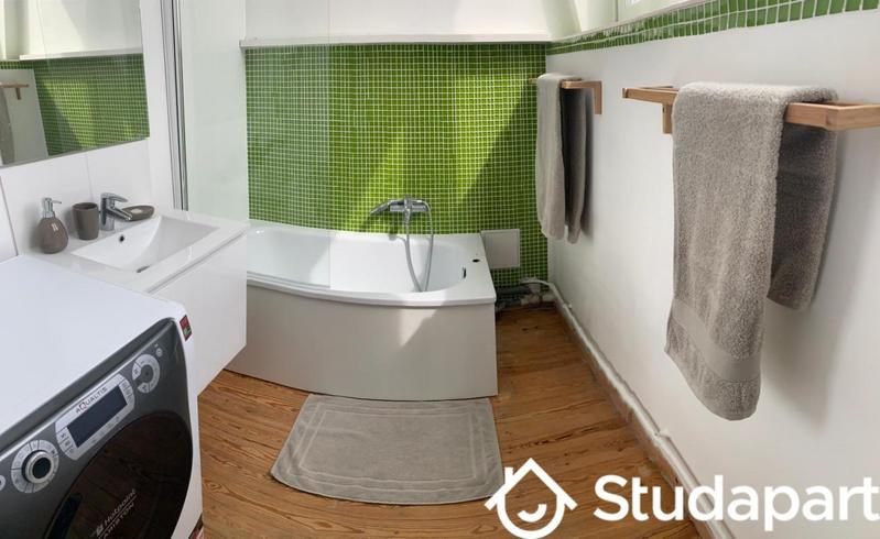 Chambre - 14 m² - 1 pièce