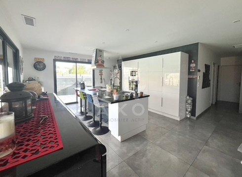 Maison - 106 m² - 5 pièces