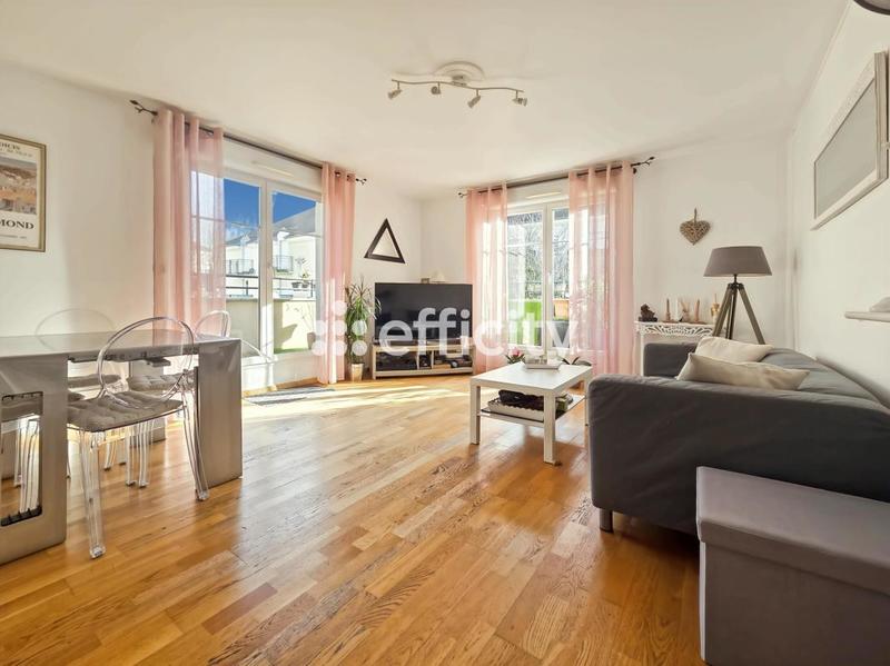 Appartement ancien - 85 m² - 4 pièces