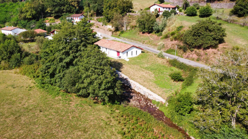 Maison - 189 m² - 5 pièces