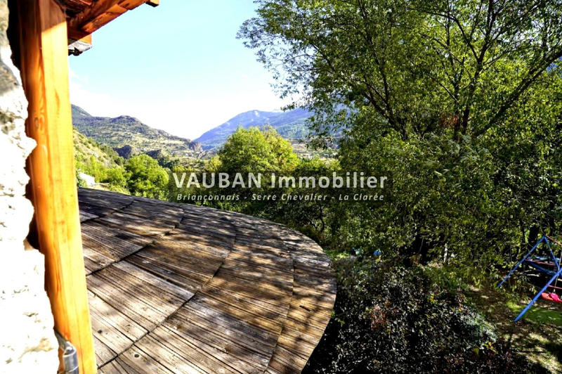 Appartement - 145 m² - 6 pièces