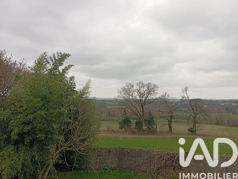 Maison - 104 m² - 5 pièces