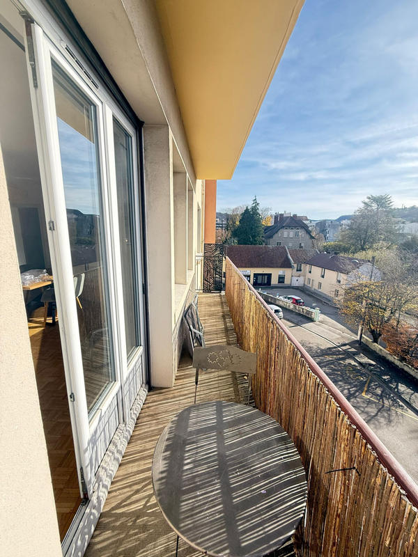 Appartement - 83 m² - 3 pièces